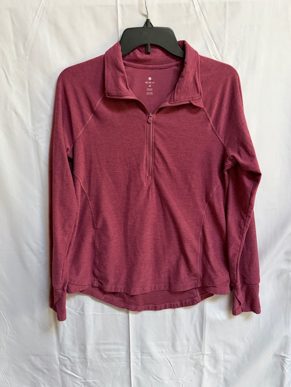 P01. Apana Pullover
Size M